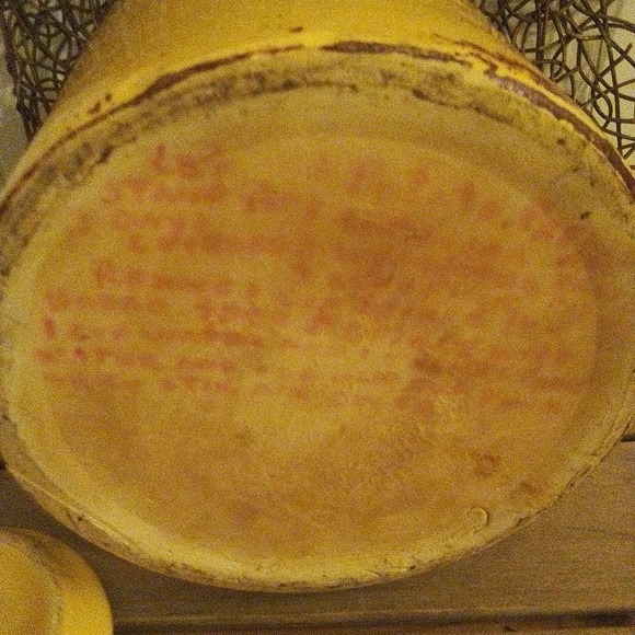 VTG CROCK OR WINE MAKER